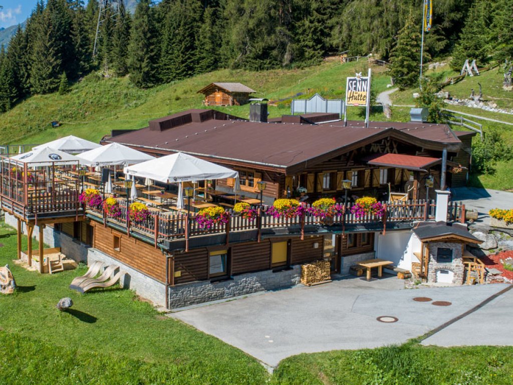 Sennhütte im Sommer in St. Anton am Arlberg 